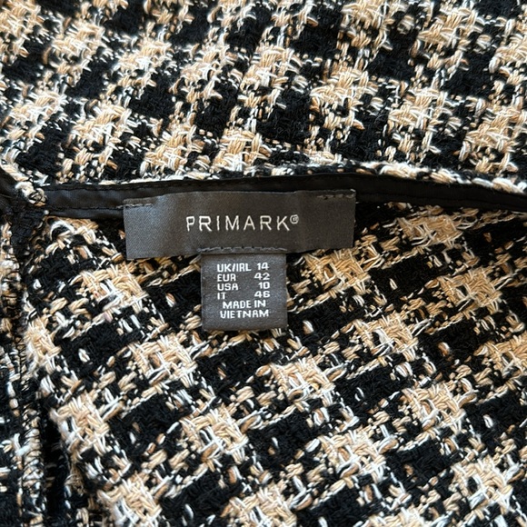 Primark Black & Beige Tweed V Neck Dress - Picture 5 of 8